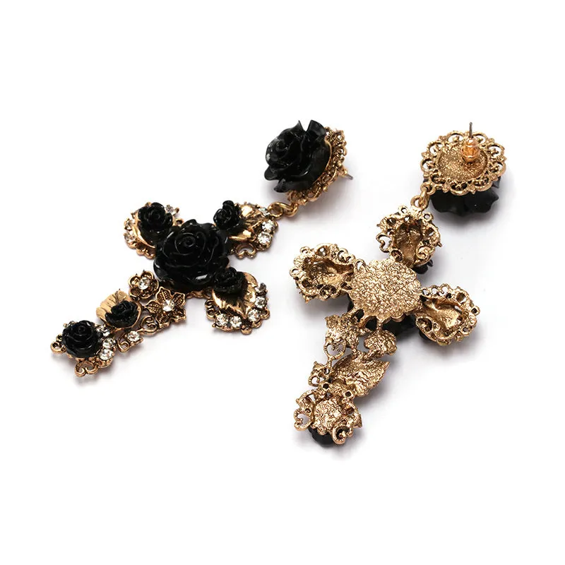 Cruz con Rosas Cross Earrings