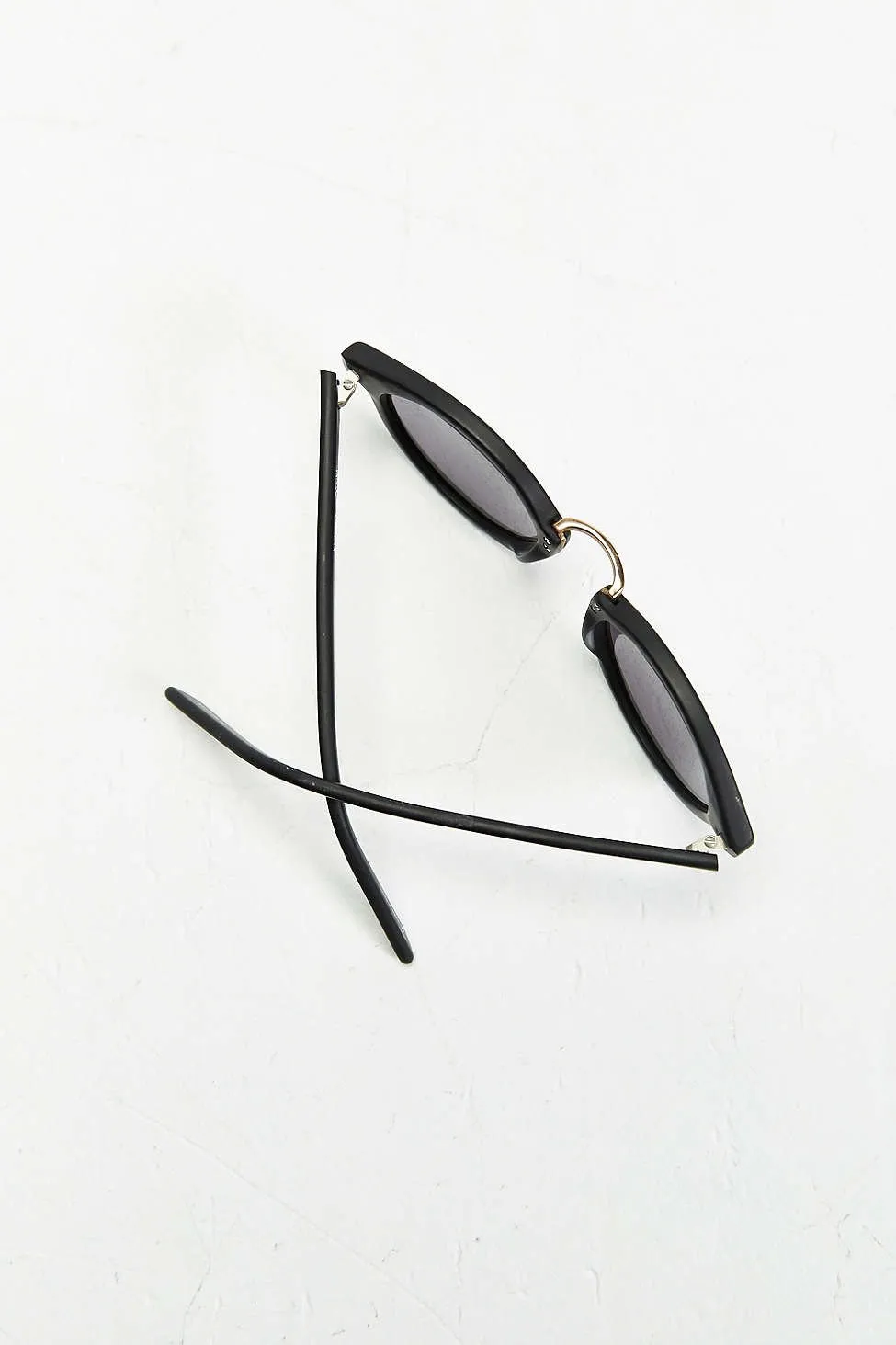 Matte Black Metal Nose Round Sunglasses