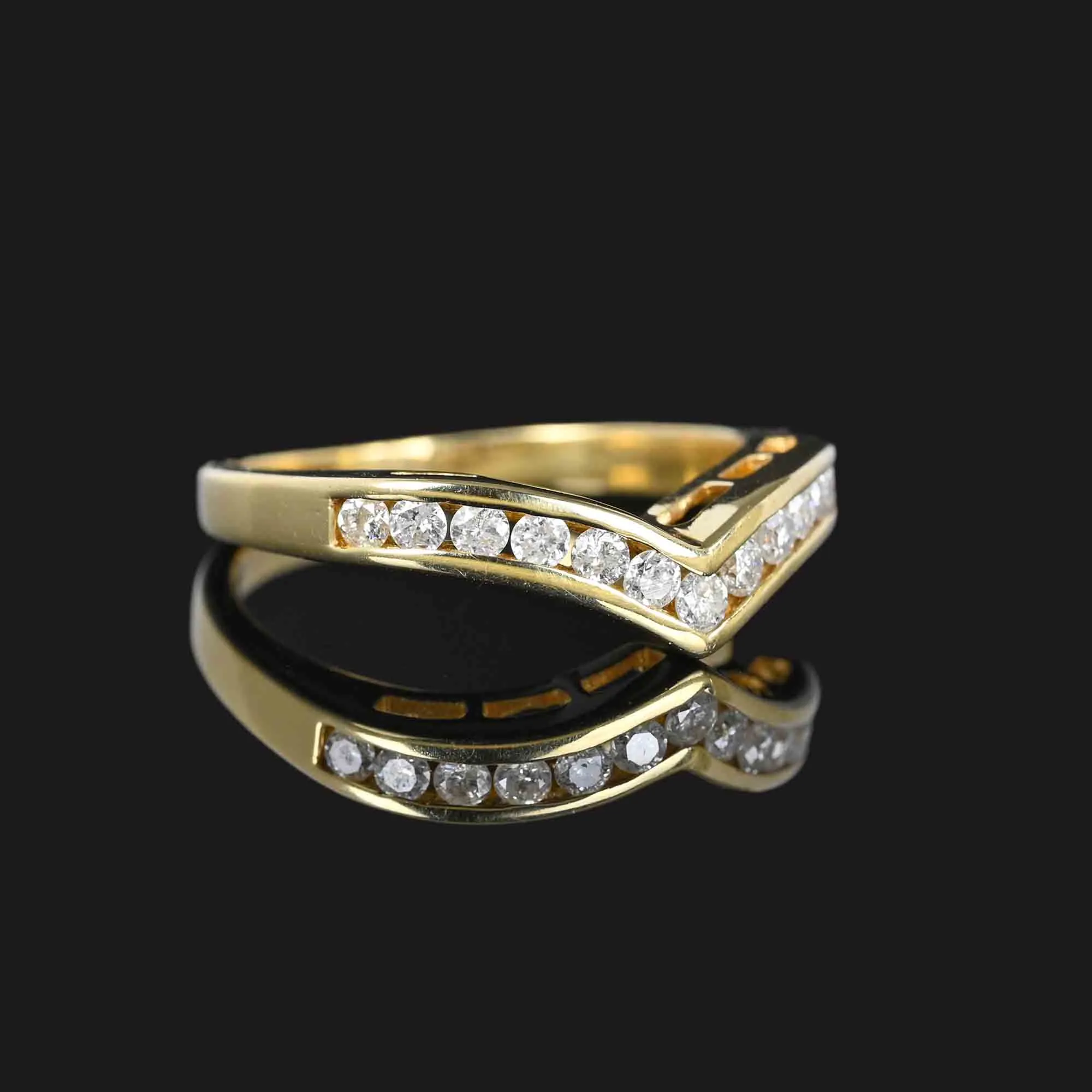 Vintage Diamond Chevron Ring in 14K Gold