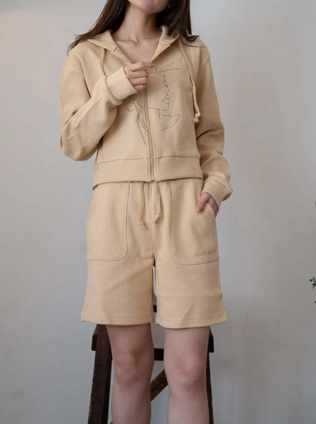 waffle casual shorts / cream